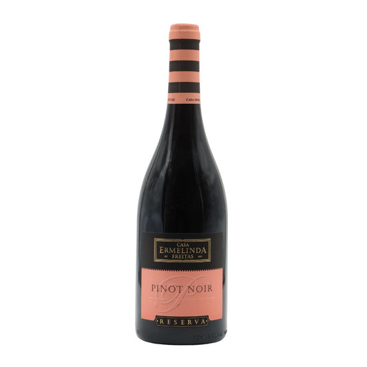 Dona Ermelinda Pinot Noir Reserve Red 2021